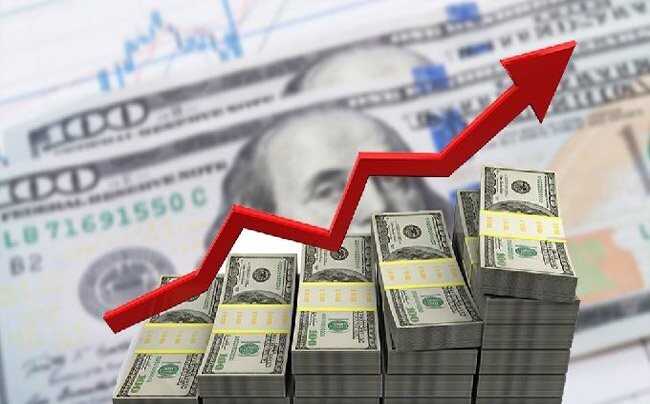 Economía electoral: Sube el dólar con el riesgo país y caen las acciones