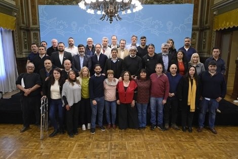 Campaña 2025: Kicillof busca apoyo sindical para enfrentar a Milei en la recta final