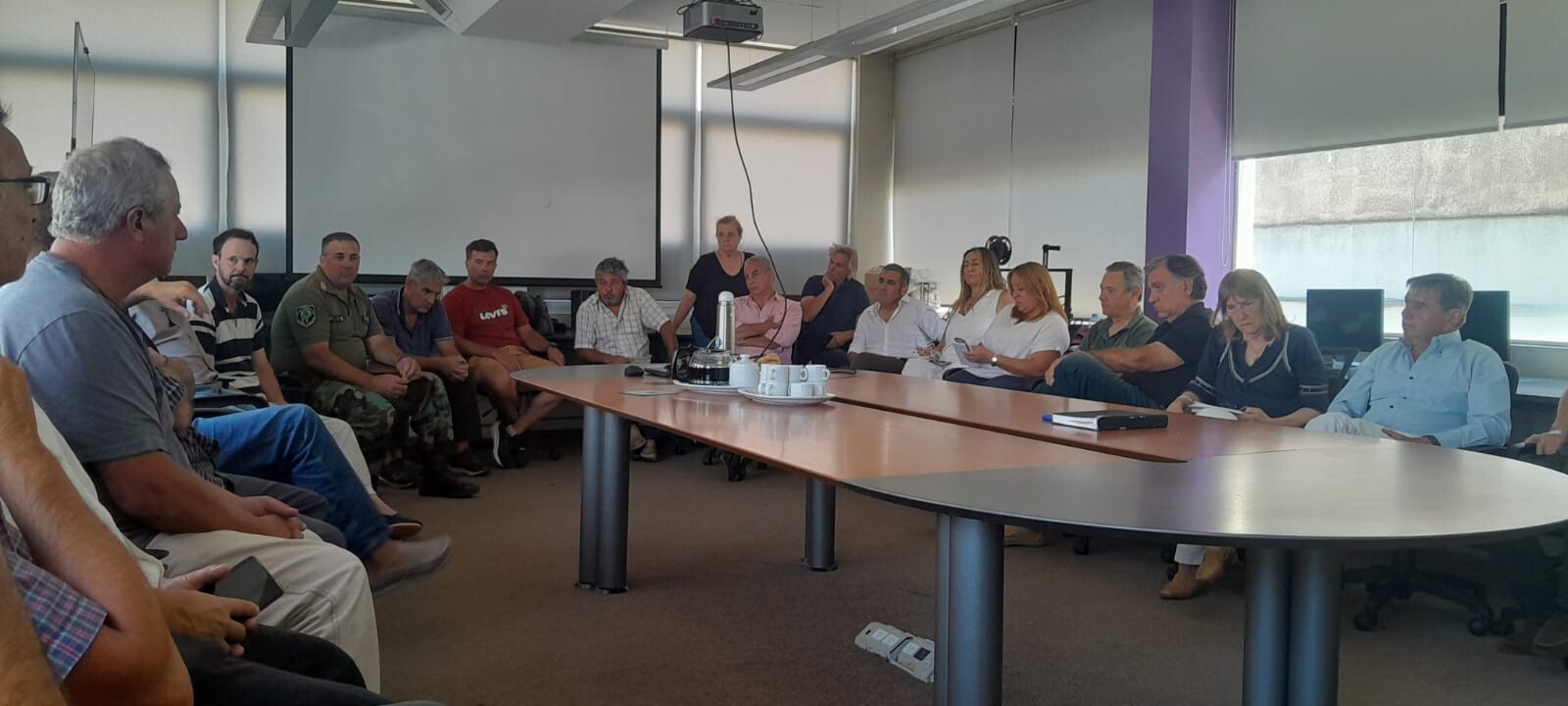 El Municipio reunió a instituciones y vecinos en una Mesa de Trabajo de Seguridad Rural