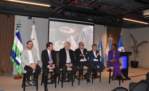 002 2.jpg FEHGRA en el Panel inversiones turísticas privadas en el encuentro “Invest Argentina”