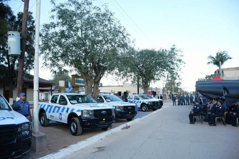 01-Tapita-robaron-678x381 (1).jpg El Comando Superior entregó móviles policiales a las distintas Unidades Regionales del interior