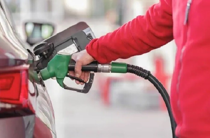 Suben los impuestos a los combustibles líquidos y se espera el impacto en los precios en surtidor