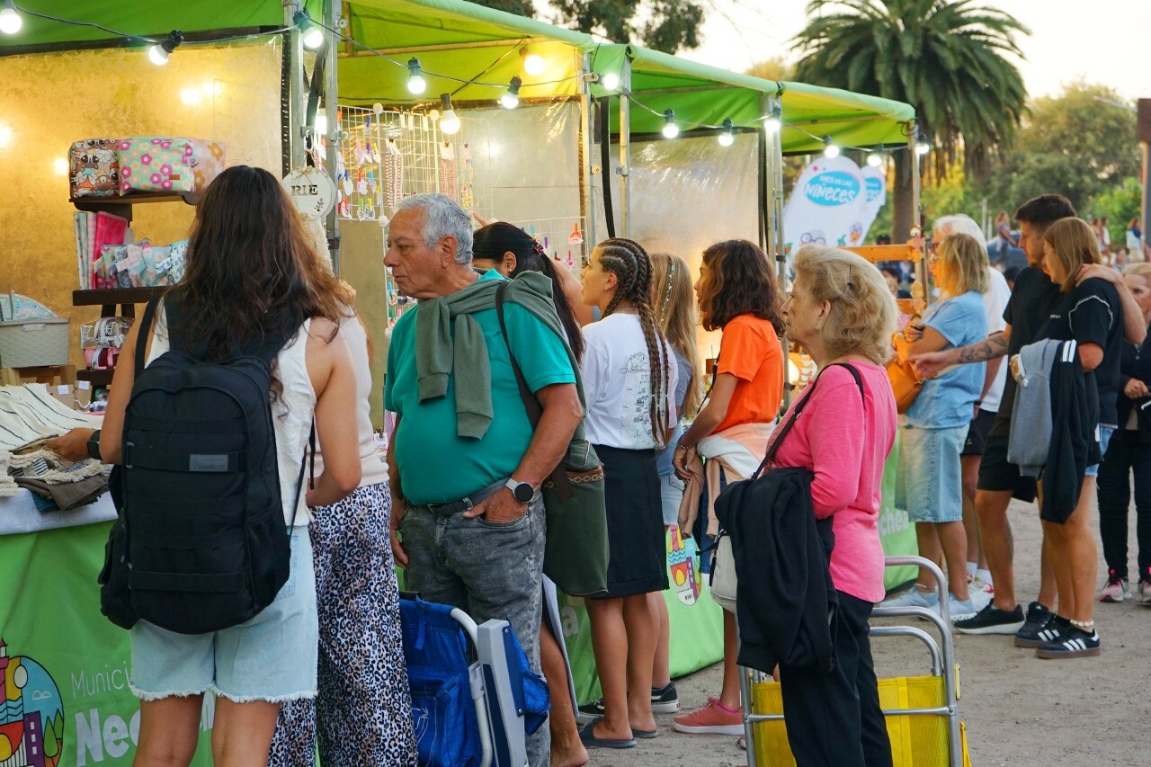 Con políticas públicas activas el municipio impulsó la producción local y el consumo en el Festival Infantil