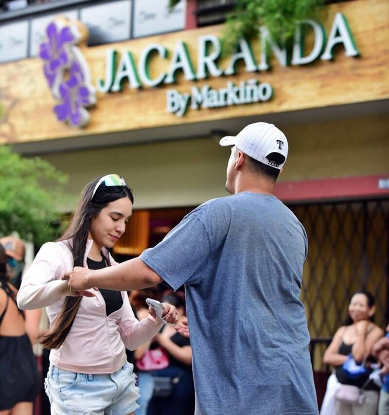 Cali y Jacaranda: la fiesta de salsa callejera más grande del mundo