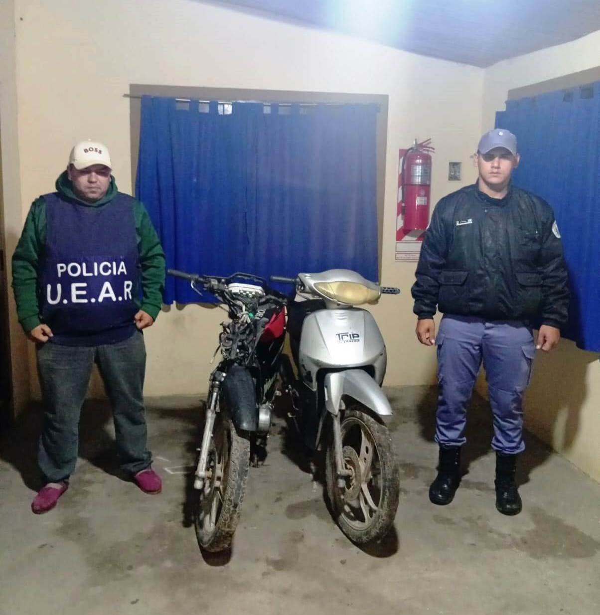 La UEAR recuperó dos motocicletas durante trabajos preventivos