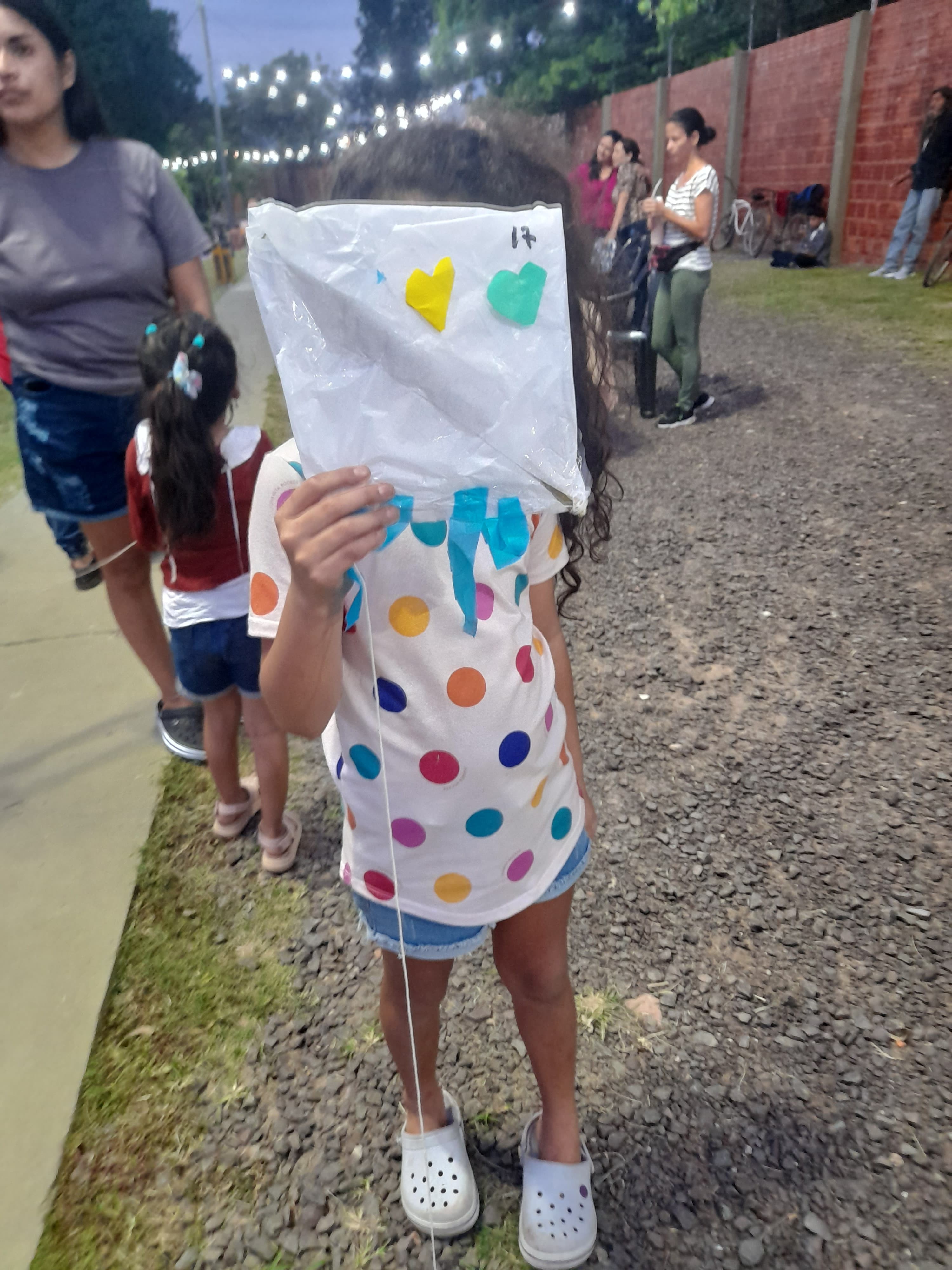 0.jpg