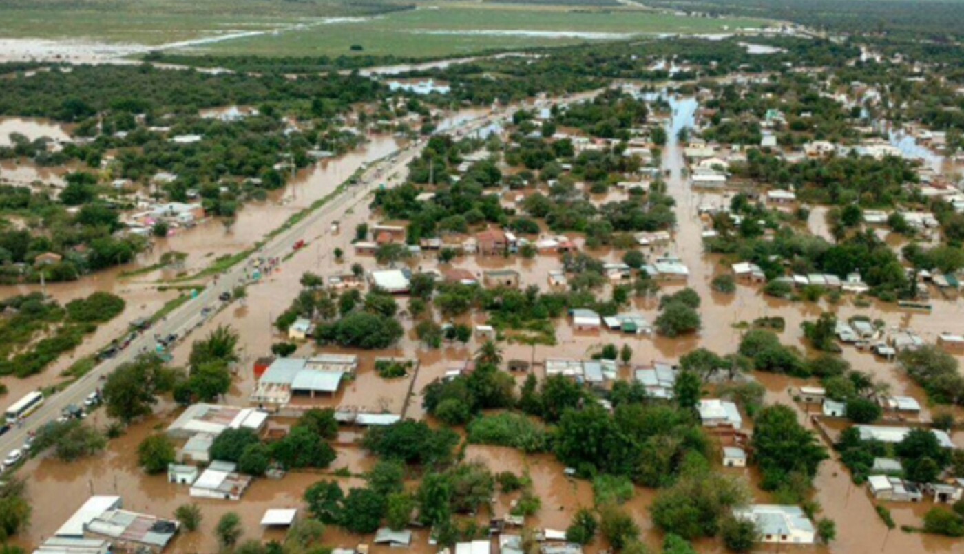 04.jpg Tucumán: familias atrapadas por el agua piden ser rescatadas tras un fuerte temporal
