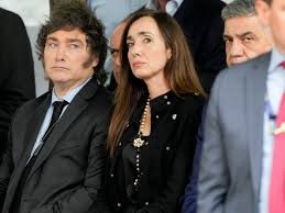 04.jpg Milei tildó de “traidora” a Victoria Villarruel tras la aprobación de los proyectos previsionales