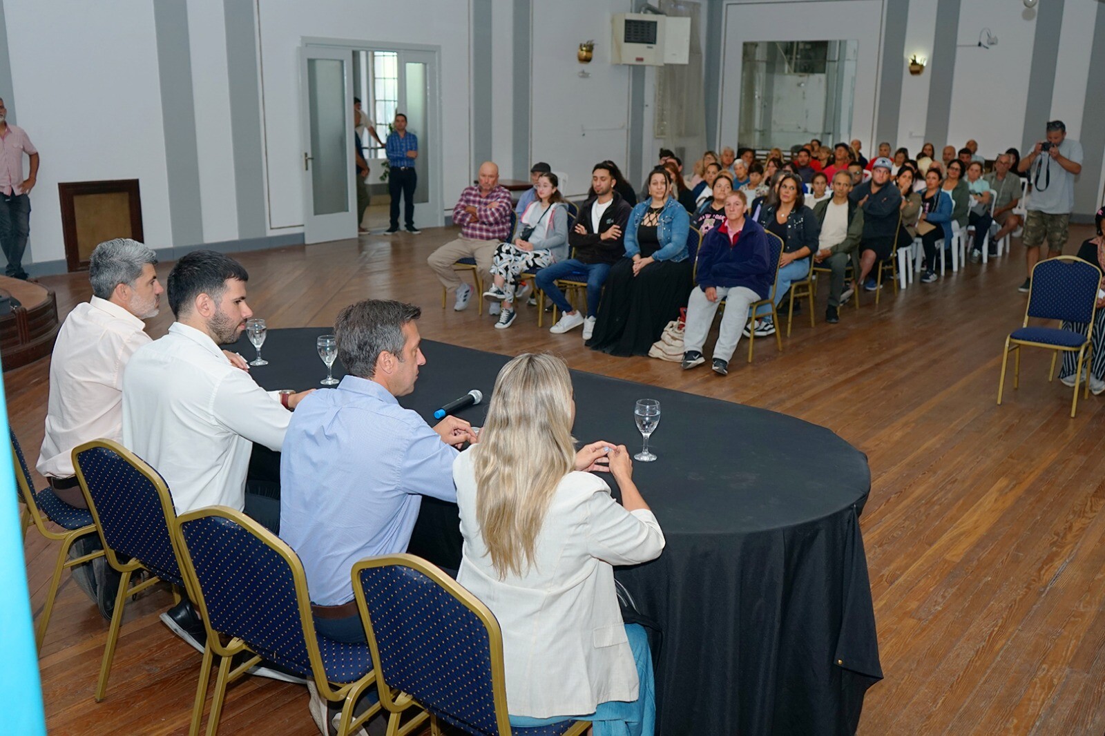 Se concretó un día muy esperado para muchas familias de la ciudad con la firma de 137 escrituras