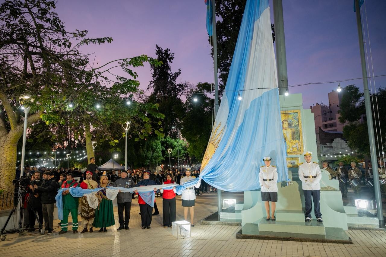 En el aniversario 435 de la Ciudad, Quintela destacó la identidad riojana y llamó a sostener la esperanza