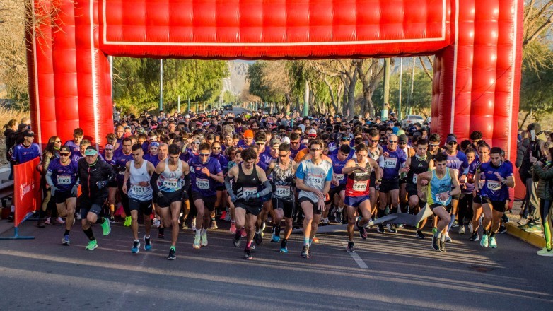 La novena edición de la Maratón Internacional de San Juan se corre el domingo 27 de julio y restan 300 lugares disponibles para las 4 distancias.