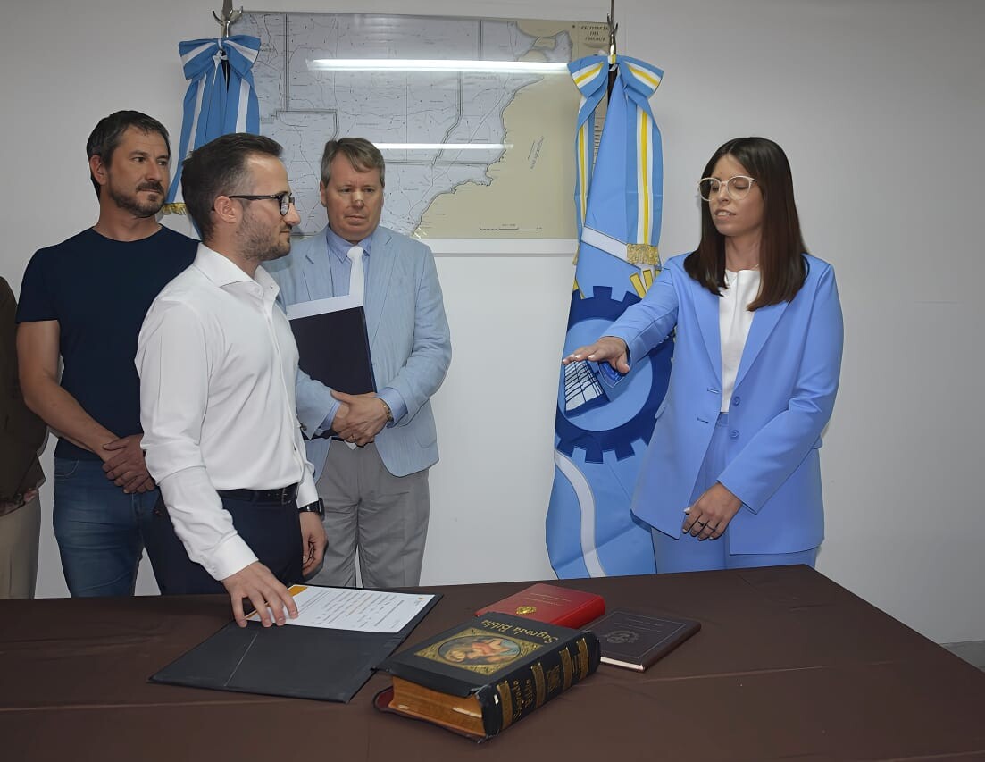 Merino acompañó la asunción de Agustina Morales como nueva subsecretaria de Chubut
