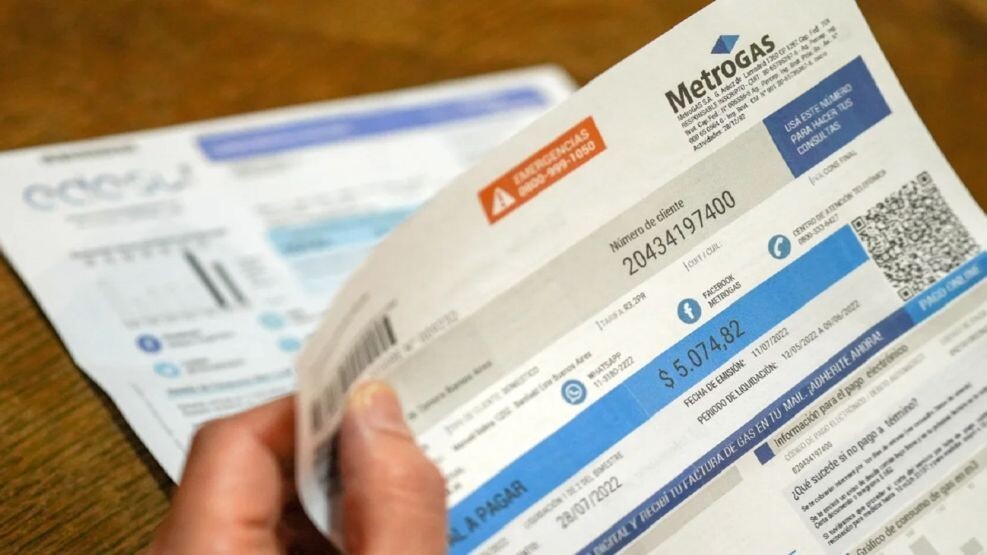 Servicios públicos: las tarifas aumentaron hasta 900% con Milei