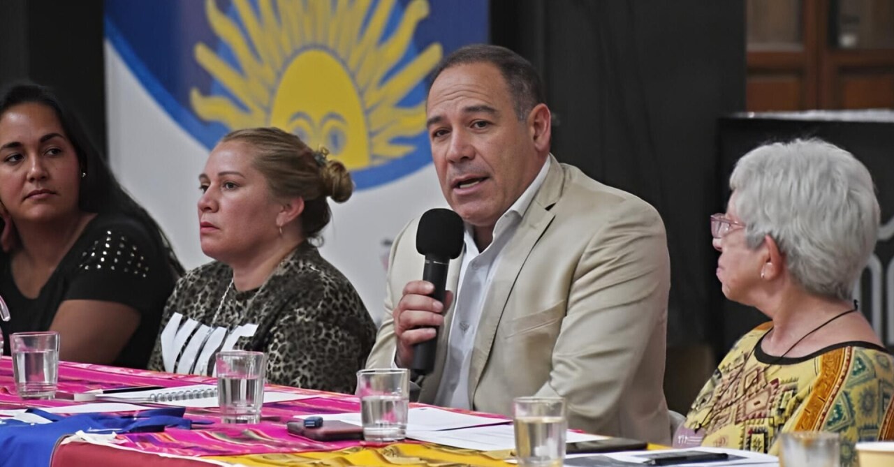 Dura acusación del PJ riojano tras el récord de planes sociales en la era Milei: «Los usan para que los jóvenes militen políticamente»