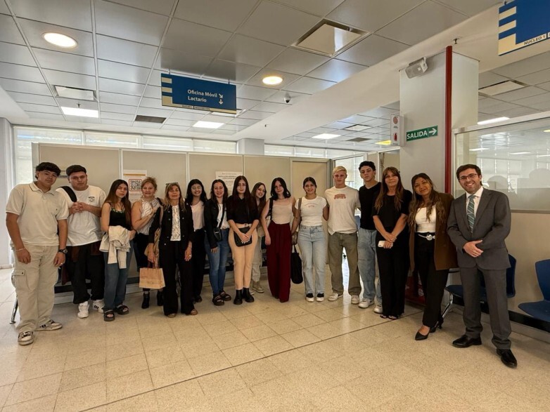 1000302105.jpg Estudiantes de Derecho visitaron la Sede Central del Registro Civil