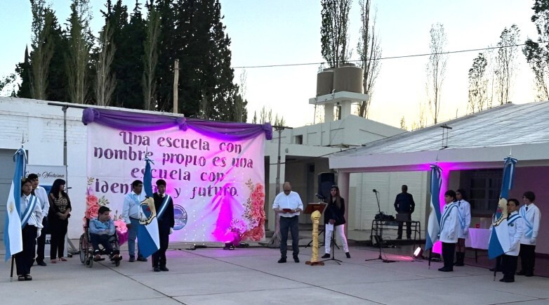 1000303252.jpg La UEPA N°7 de Calingasta recibió el nombre de escuela Paso de Los Patos