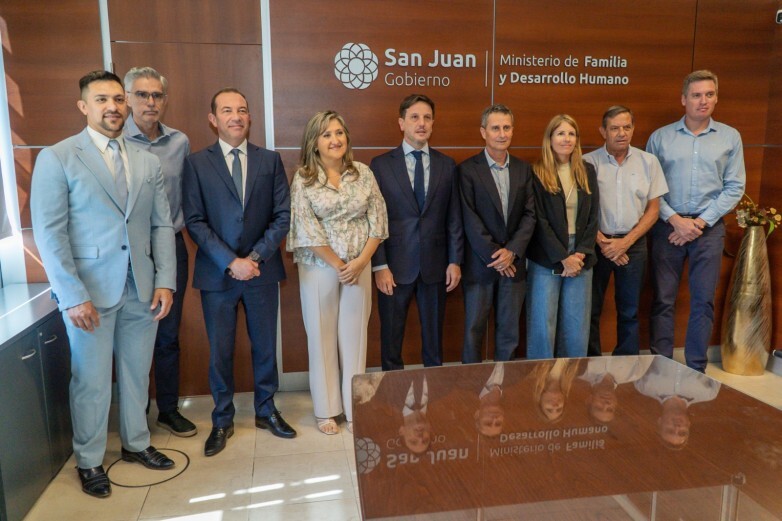 1000309330.jpg Un acuerdo interministerial para conocer la realidad de los adolescentes de Calingasta