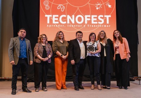 1000318665.jpg Comenzó la Semana de la Educación Técnica con el Congreso TecnoFest