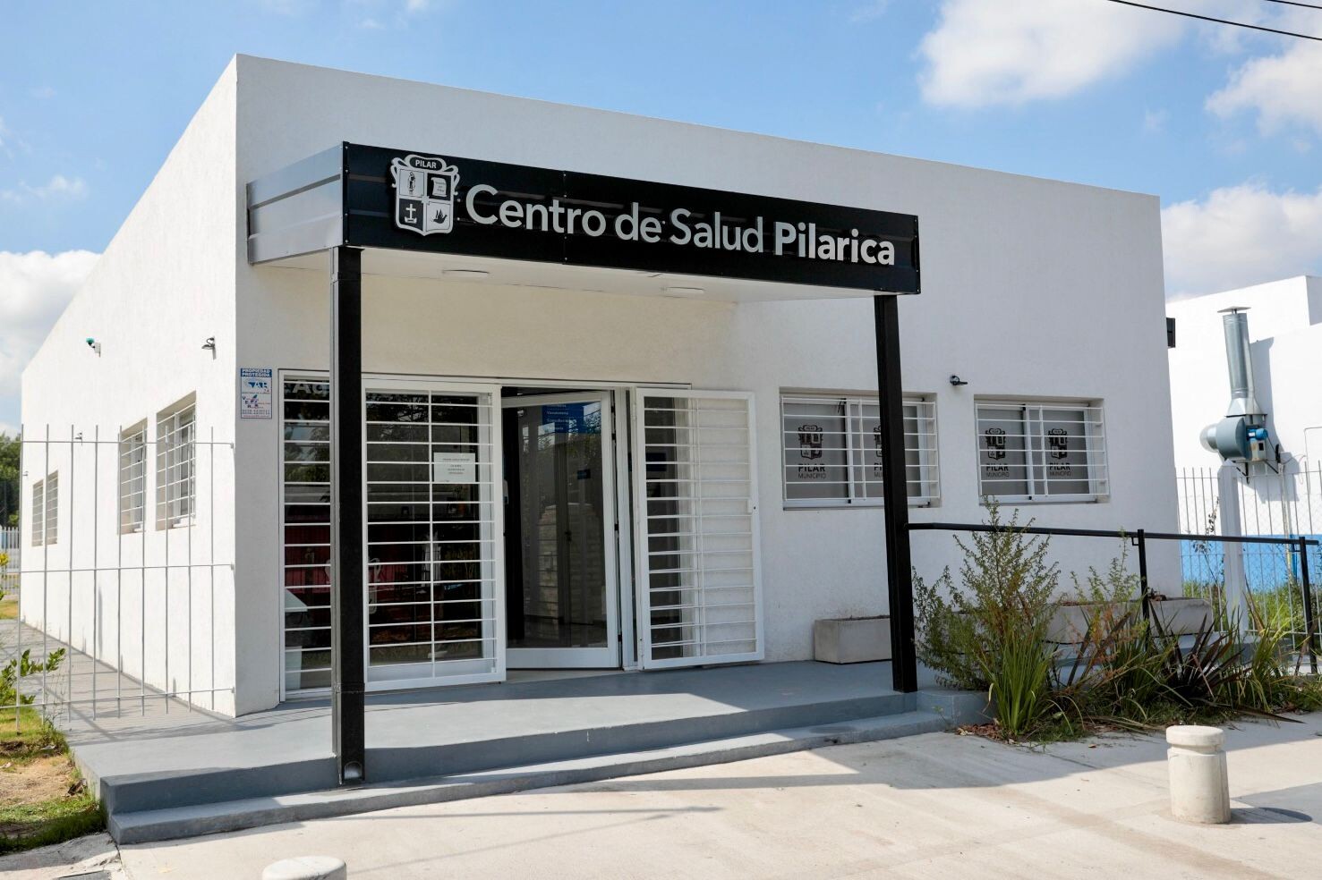 *Achával recorrió el Centro de Atención Primaria de Pilarica*