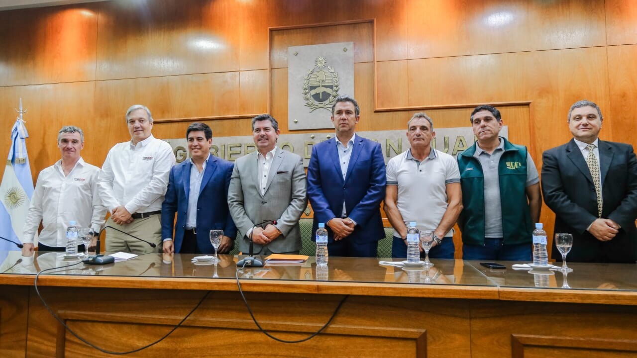 1000342584.jpg Orrego anunció la reapertura del autódromo El Zonda “Eduardo Copello”, tras seis años sin actividad