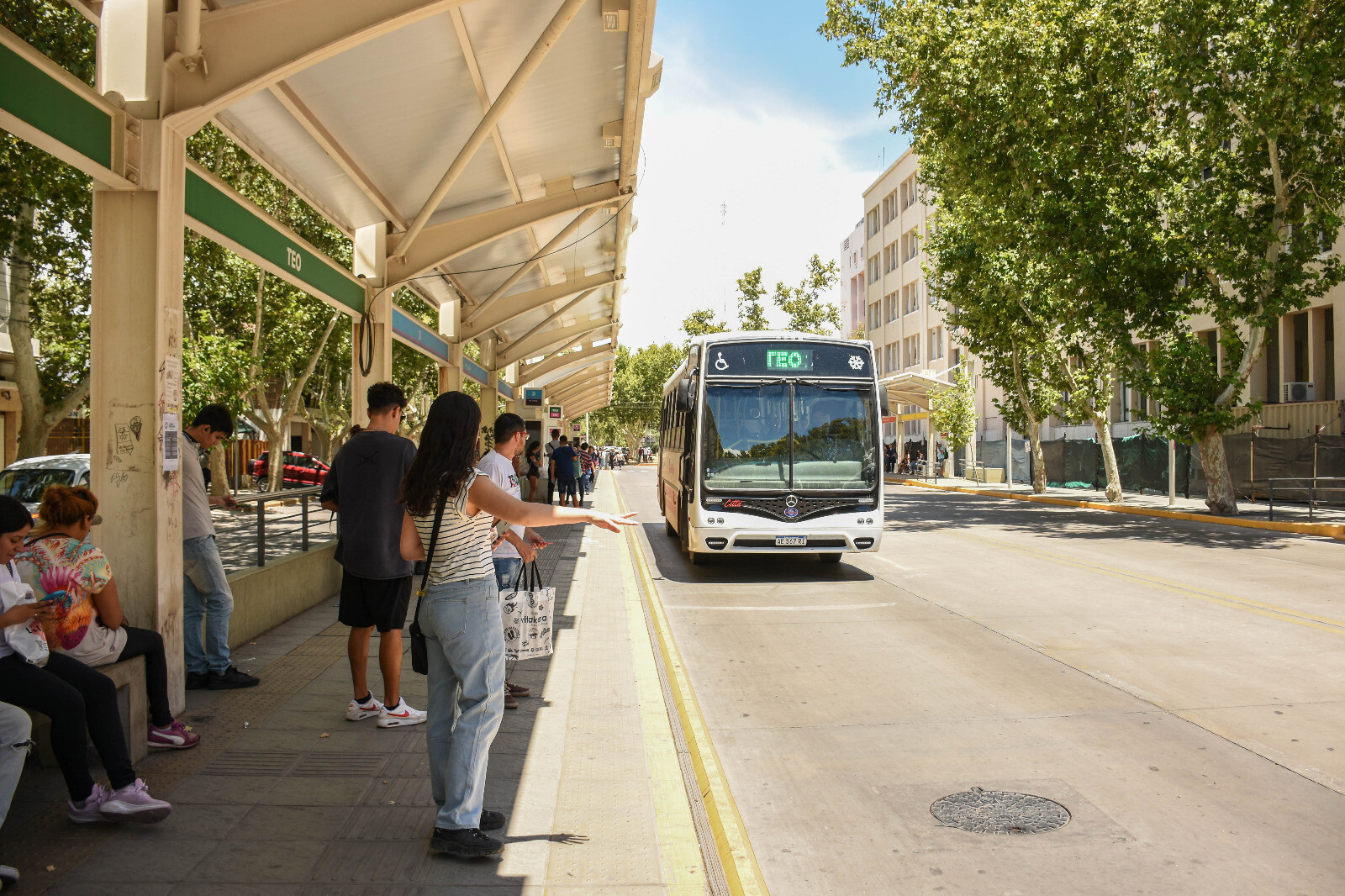 1000364052.jpg Estas son las líneas que llegan a la sede de la Dirección de Discapacidad en Santa Lucía