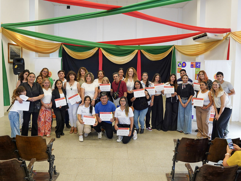 1000372825.jpg Prestadores turísticos de Valle Fértil y Sarmiento realizaron capacitaciones