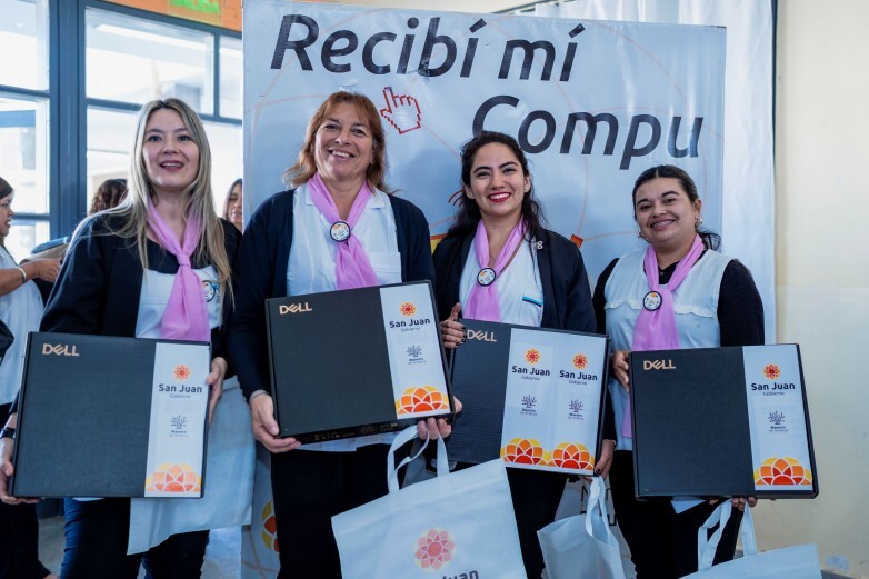 1000376361.jpg IMPORTANTE; Cómo activar la licencia de la plataforma en notebooks entregadas a docentes