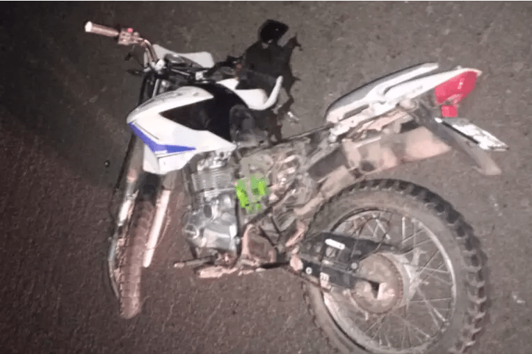 Fatalidad en Entre Ríos: motociclista chocó contra un perro en la ruta y murió