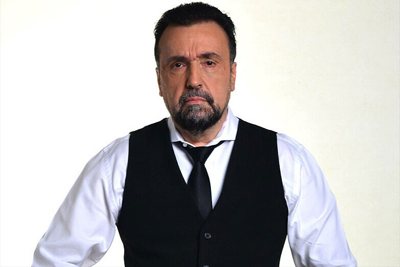 BIENVENIDO ▪︎ ROBERTO NAVARRO ▪︎ a ARGENTILANDIA DIARIO  