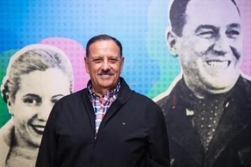 Ricardo Quintela se posiciona como el mejor dirigente peronista del interior del país