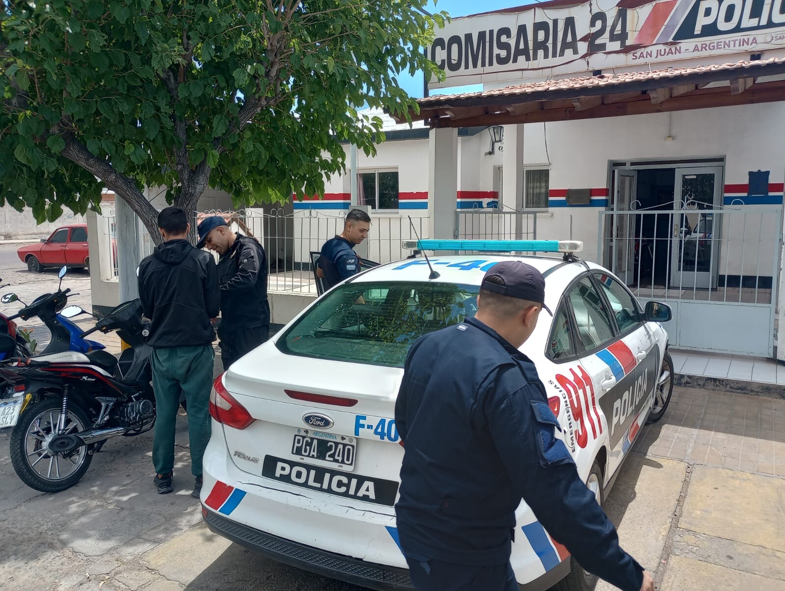 1000417621.jpg COMISARÍA 24°; Detenido por robo en Rawson