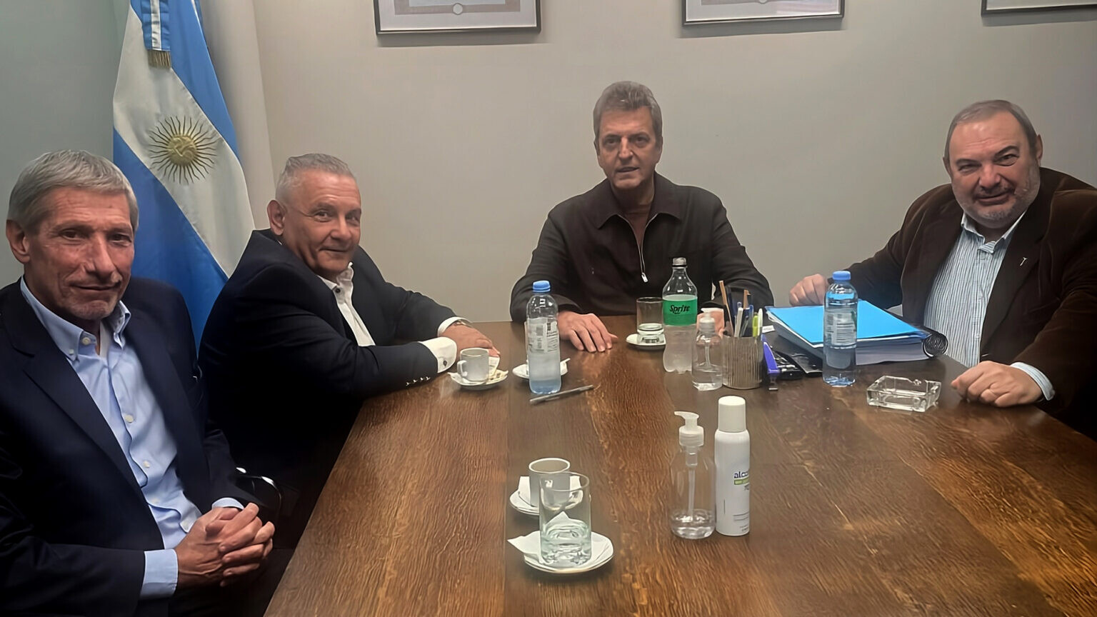 ¿Del martillo a la Massa?: Las inmobiliarias de la Provincia buscan aliados en el Frente Renovador para frenar la desregulación