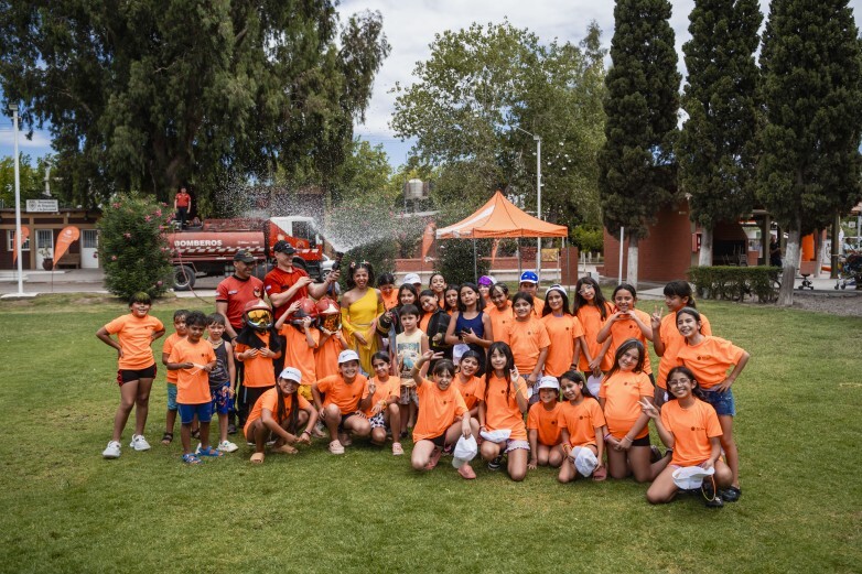 1000547840.jpg Colonias 2026: entre juegos y charlas, los chicos aprenden a actuar ante incendios y sismos
