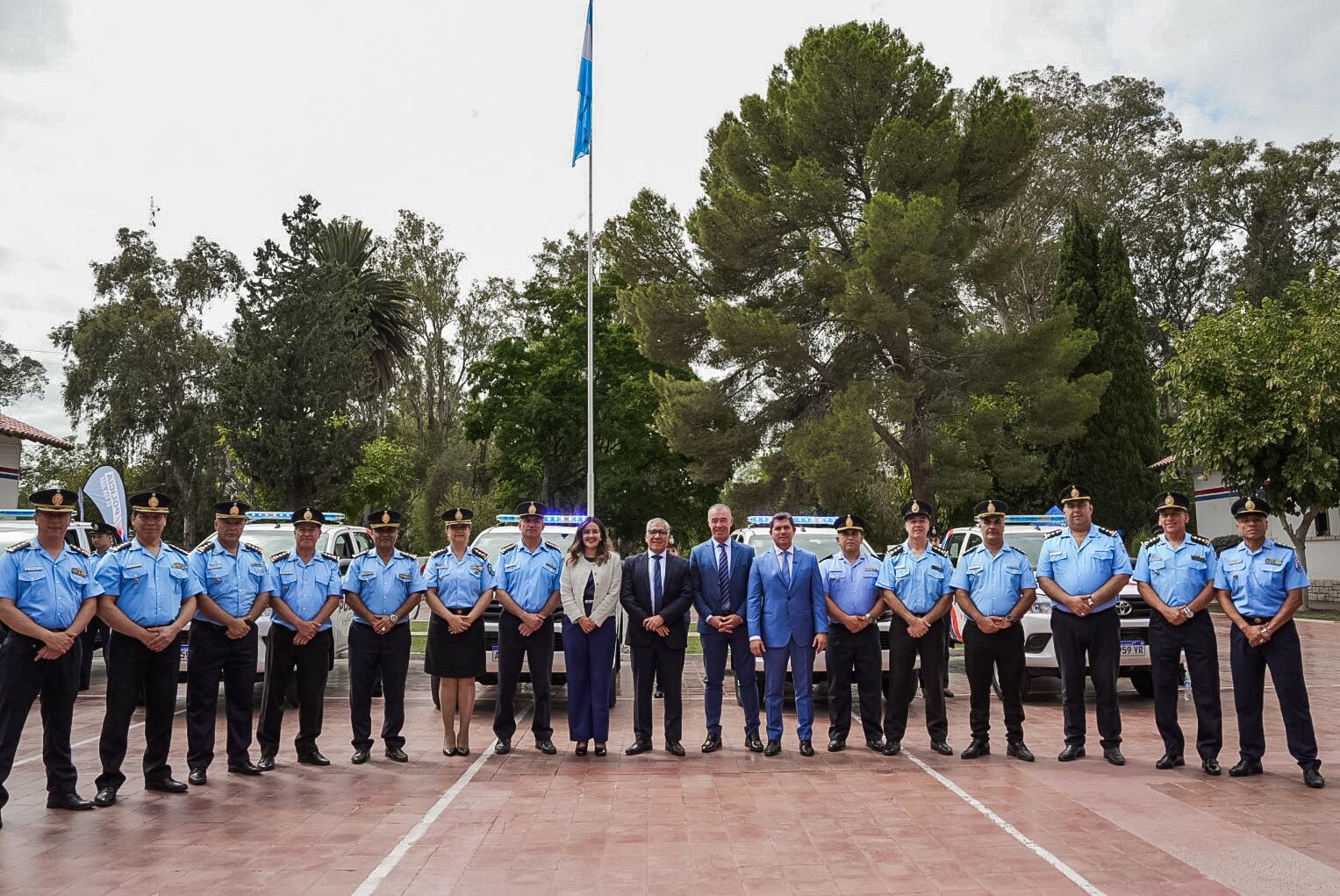 1000657239.jpg Orrego encabezó el relevo del subjefe policial, presentó la nueva plana mayor y entregó movilidades a seguridad