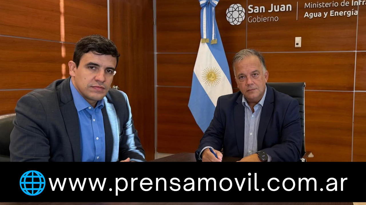 1000676062.png El ministro de Infraestructura, Agua y Energía, Fernando Perea, puso en funciones a José María Ginestar, nuevo director de Hidráulica.