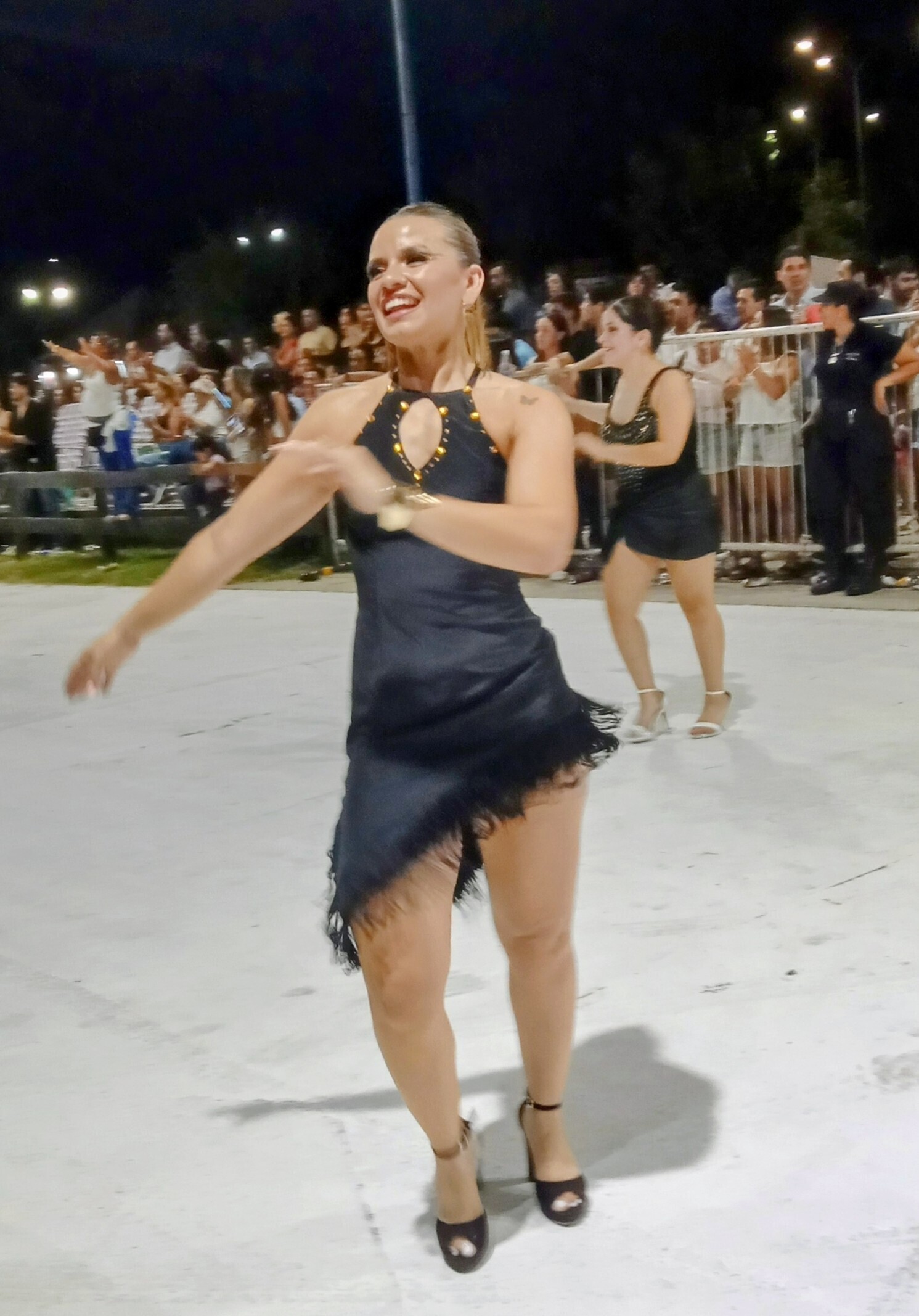 EXITOSO ARRANQUE DEL CARNAVAL DEL IBERÁ 2026. – BRILLO, COLOR Y ALEGRIA FUERON EL DENOMINADOR COMÚN EN LA PRIMERA NOCHE.