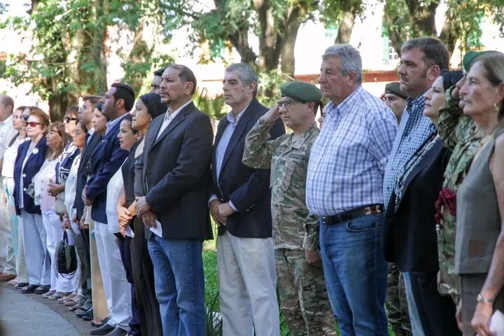 HOMENAJE AL PADRE DE LA PATRIA EN SU NUEVO NATALICIO.