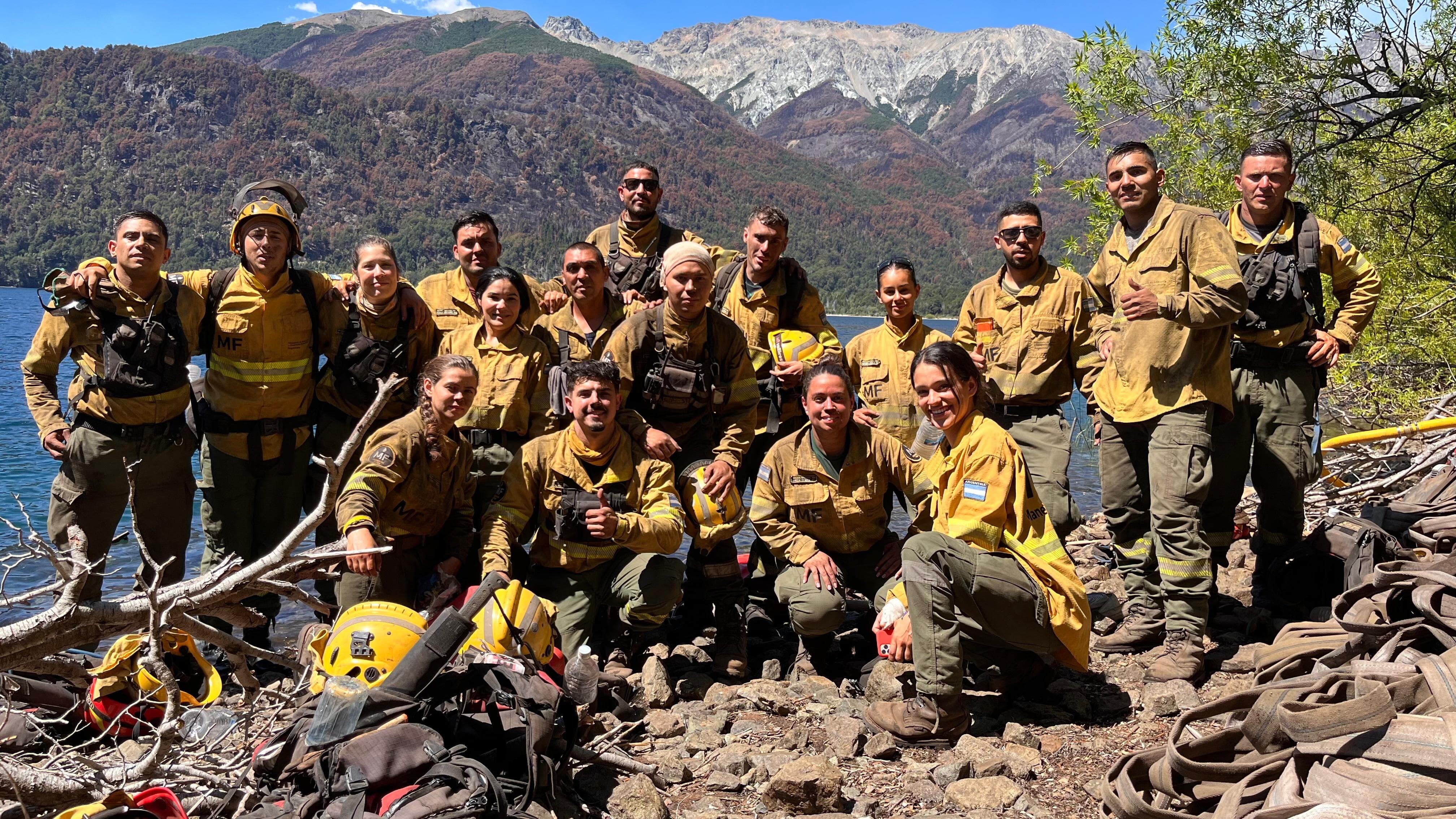 1007179552.jpg De la Tierra Colorada al Bosque Andino: Brigadistas de Apóstoles en el frente de batalla en Los Alerces