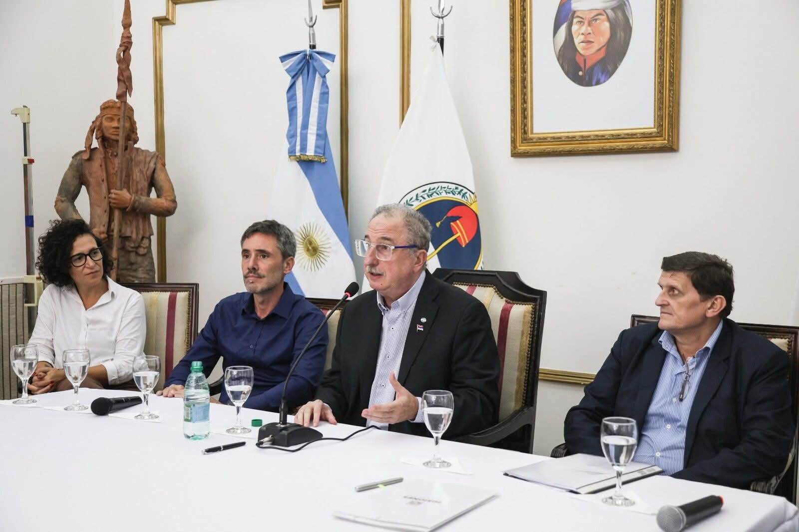 MÁS CRÉDITOS EN CONVENIO ENTRE EL CFI Y EL FONDO DE CRÉDITO PARA SOSTENER Y GENERAR EMPLEOS MÁS CRÉDITOS EN CONVENIO ENTRE EL CFI Y EL FONDO DE CRÉDITO PARA SOSTENER Y GENERAR EMPLEOS