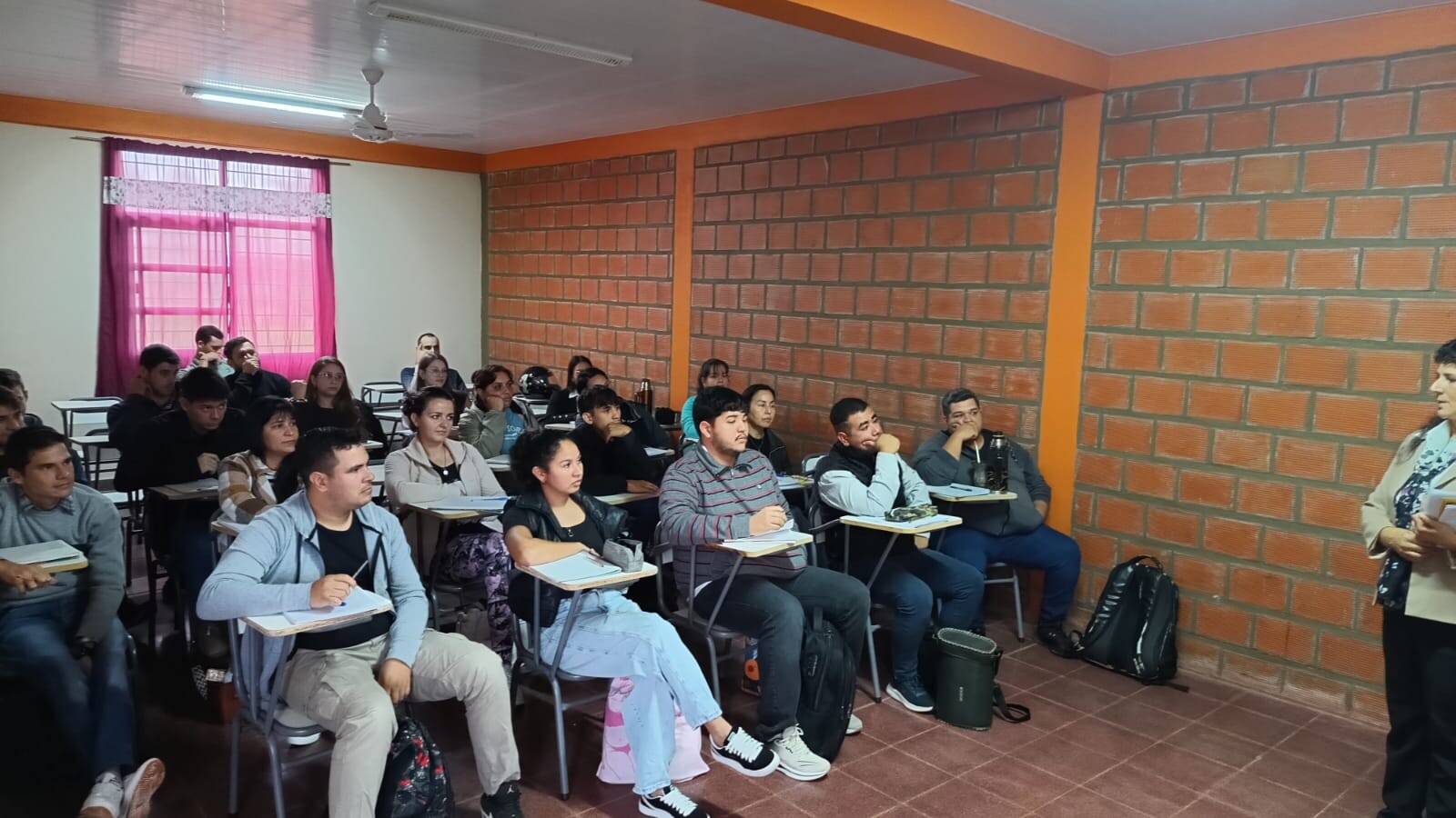 1008415599.jpg 1008415599.jpg