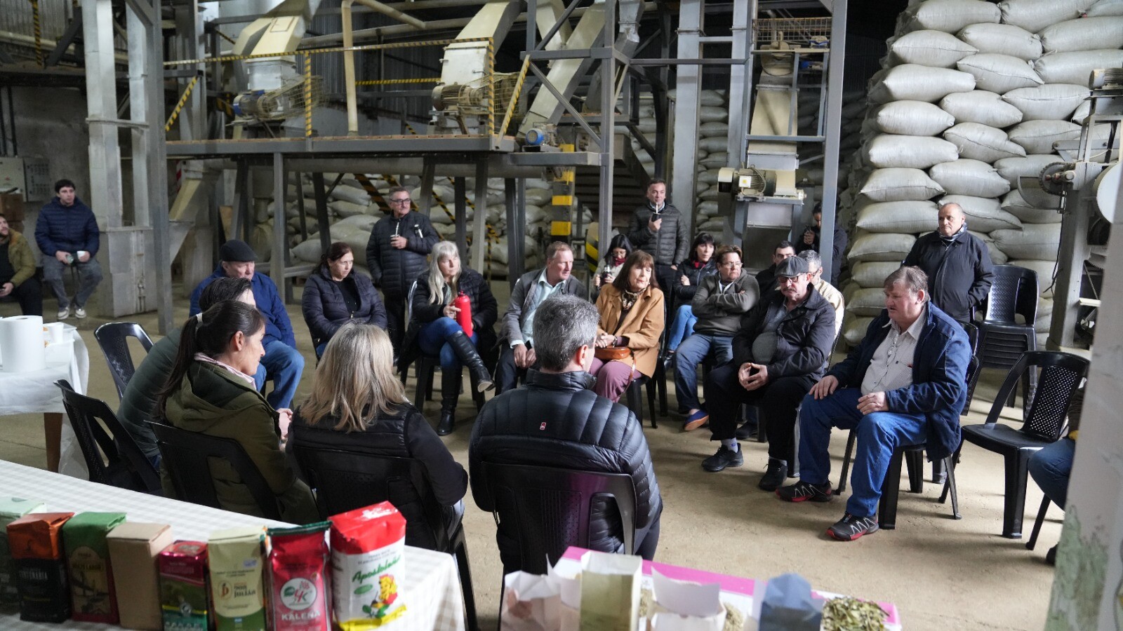 1009667018.jpg Sergio Uñac visitó Apóstoles para conocer la realidad del sector productivo.