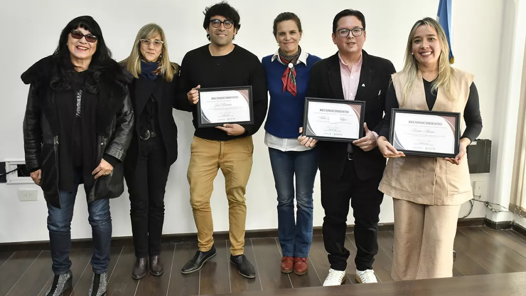 102843-distincion-a-la-vocacion-tres-docentes-saltenios-que-inspiran-e-innovan.webp Distinción a la vocación: Tres docentes salteños que inspiran e innovan