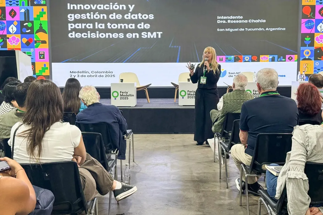 Rossana Chahla expuso en Colombia sobre San Miguel de Tucumán