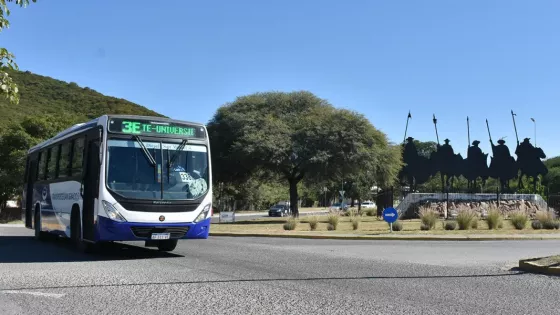 105950-el-gobierno-provincial-amplia-el-beneficio-de-transporte-gratuito-para-los-sectores-mas-vulnerables.webp