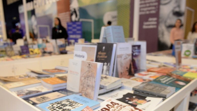 10923.jpg San Juan convoca a escritores locales a participar en la Feria Internacional del Libro
