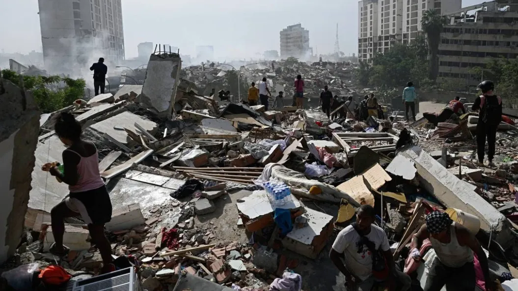 1.jpg Terremoto en Venezuela: mientras continúa la búsqueda de sobrevivientes, se sienten nuevas réplicas