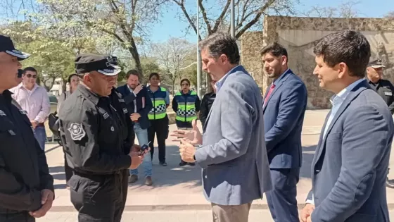 Refuerzan la seguridad vial en Orán con un nuevo móvil y capacitación para inspectores
