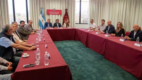 109860-el-gobernador-recibio-a-desarrolladores-inmobiliarios-y-destaco-el-aporte-del-sector-al-crecimiento-de-salta-20260902204742.webp 109860-el-gobernador-recibio-a-desarrolladores-inmobiliarios-y-destaco-el-aporte-del-sector-al-crecimiento-de-salta-20260902204742.webp