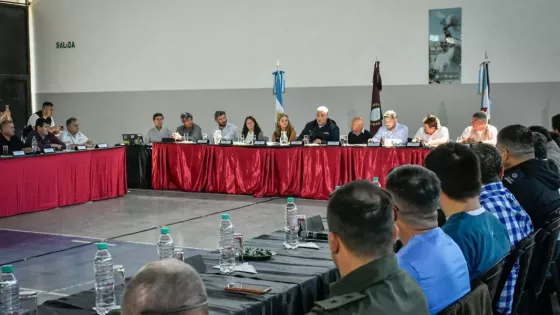 110201-el-comite-de-emergencia-climatica-se-reunio-en-joaquin-v-gonzalez-con-los-demas-municipios-de-anta.webp