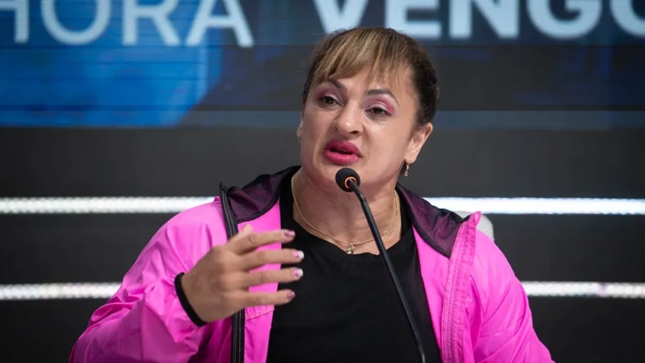 11.jpg «Locomotora» Oliveras sigue en estado crítico tras la operación